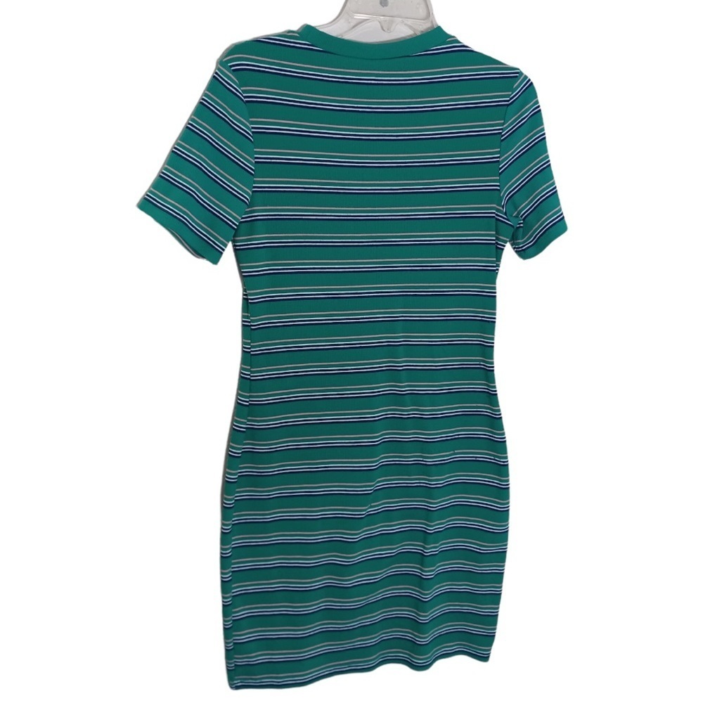 H & M divided  short sleeve tee shirt dress green strips size 14 - Picture 4 of 5